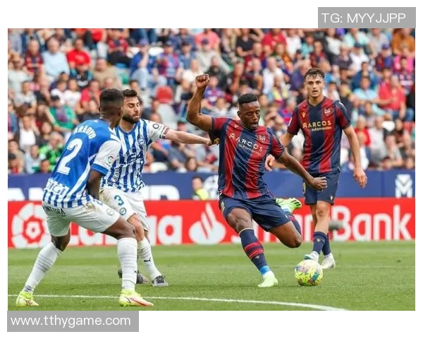 西甲焦点战里昂大胜皇马补时进球引发转会传闻热潮