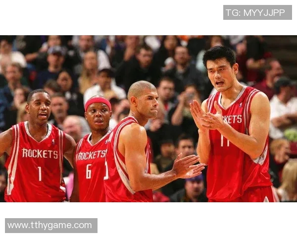 姚明与巴蒂尔携手征战世锦赛展现中国篮球的辉煌与团结精神