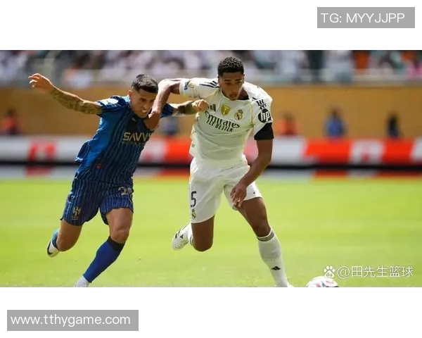 中超激战那不勒斯与皇马战成平局红牌事件引发全场热议与转会传闻