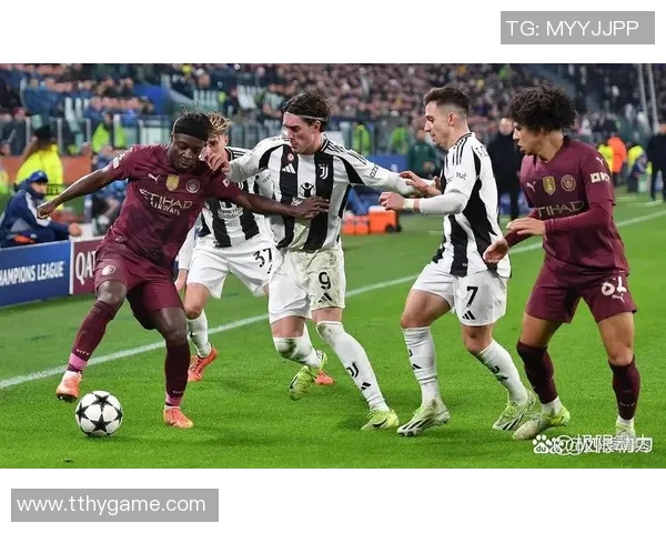 德甲激战尤文图斯与巴黎圣日耳曼战平点球大战引发全场热烈反响