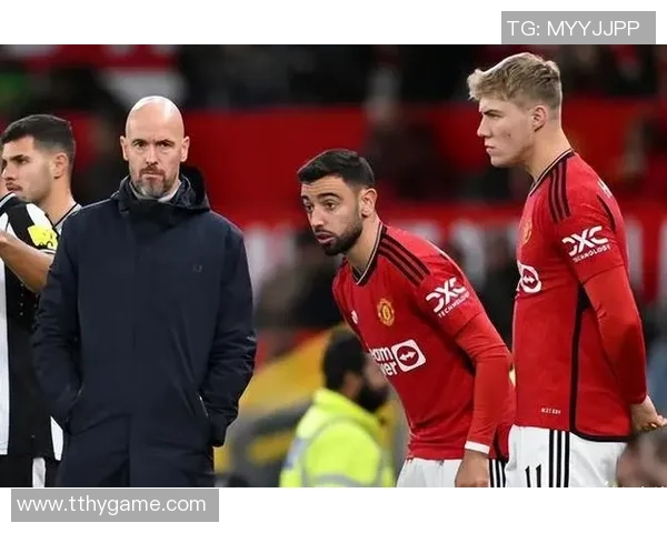 欧联杯曼联逆袭拜仁3-0争议判罚引发全场热议